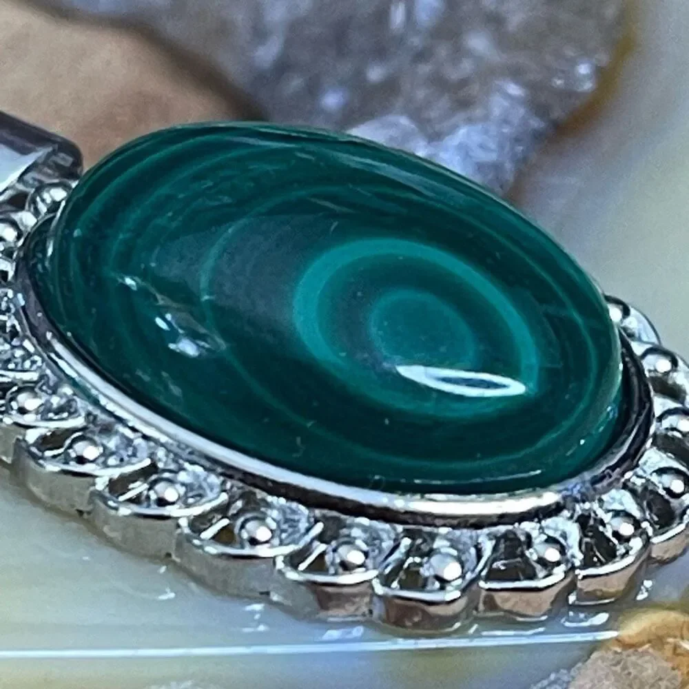 Malachite pendant necklace natural crystal silver plated chain NEW - Picture 4 of 7